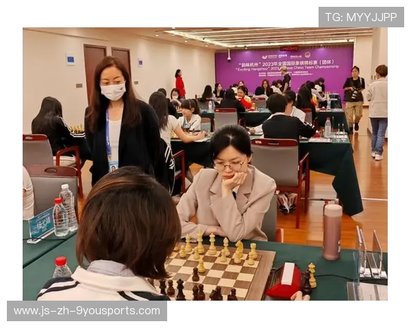女子国际象棋赛：智力的比拼，展现风采